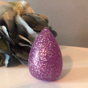 Silicone Beauty Blender (egg shape w/glitter).